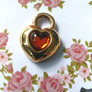 Vintage Agatha charm
